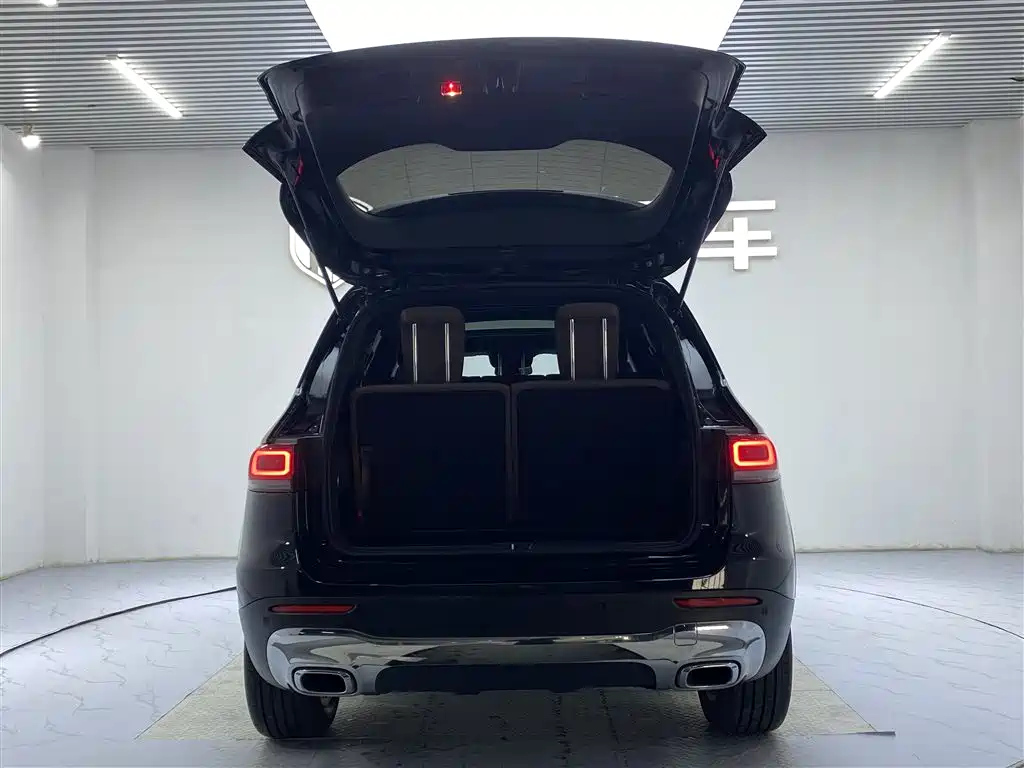 MERCEDES BENZ GLB 2022
