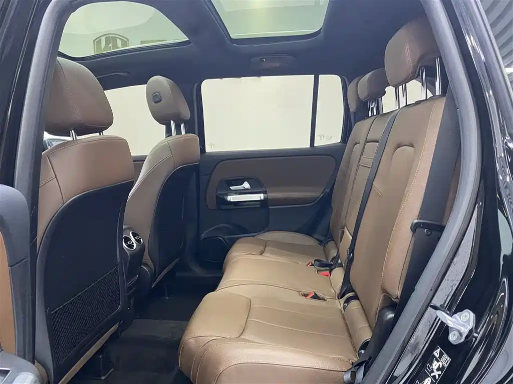 MERCEDES BENZ GLB 2022