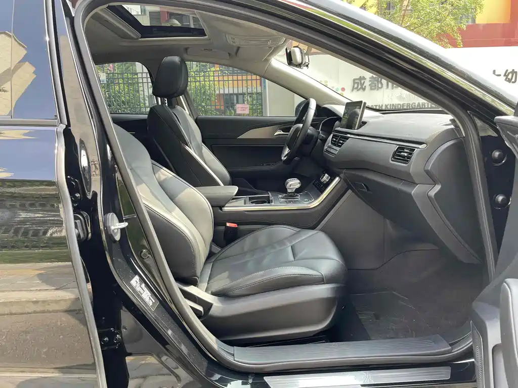 HONGQI H5 2021