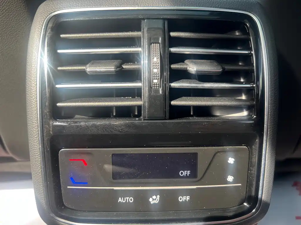 VOLKSWAGEN MAGOTAN 2022