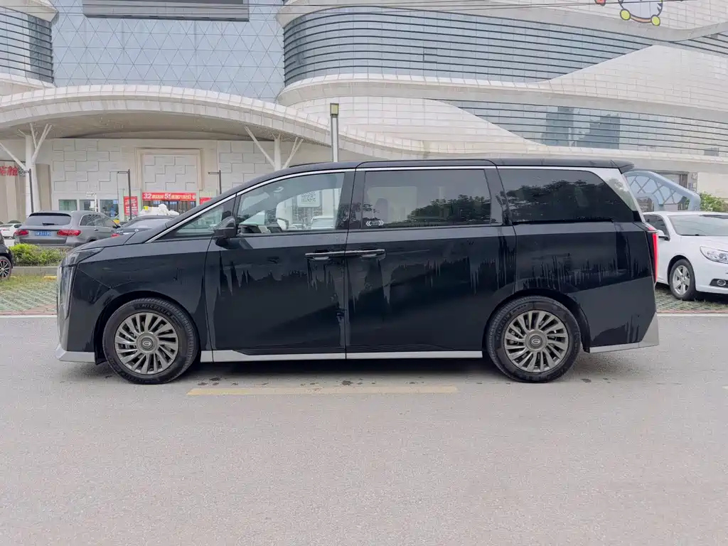 TRUMPCHI M8 2023