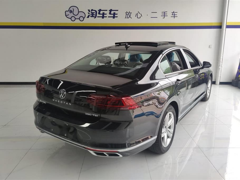 VOLKSWAGEN MAGOTAN 2023