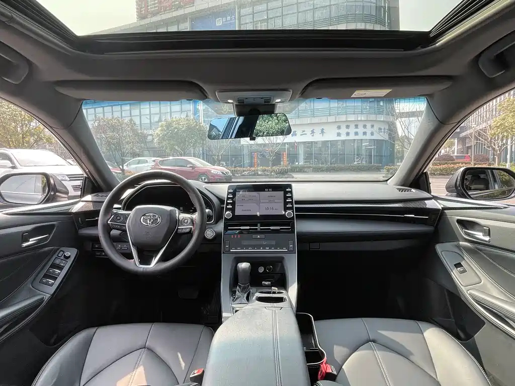 TOYOTA AVALON 2021