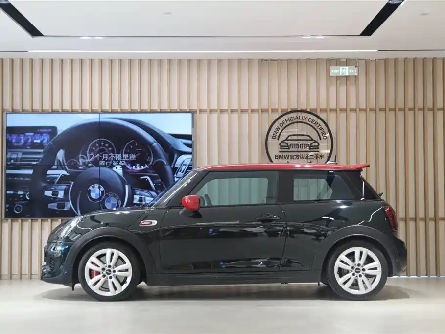 MINI JCW 2021
