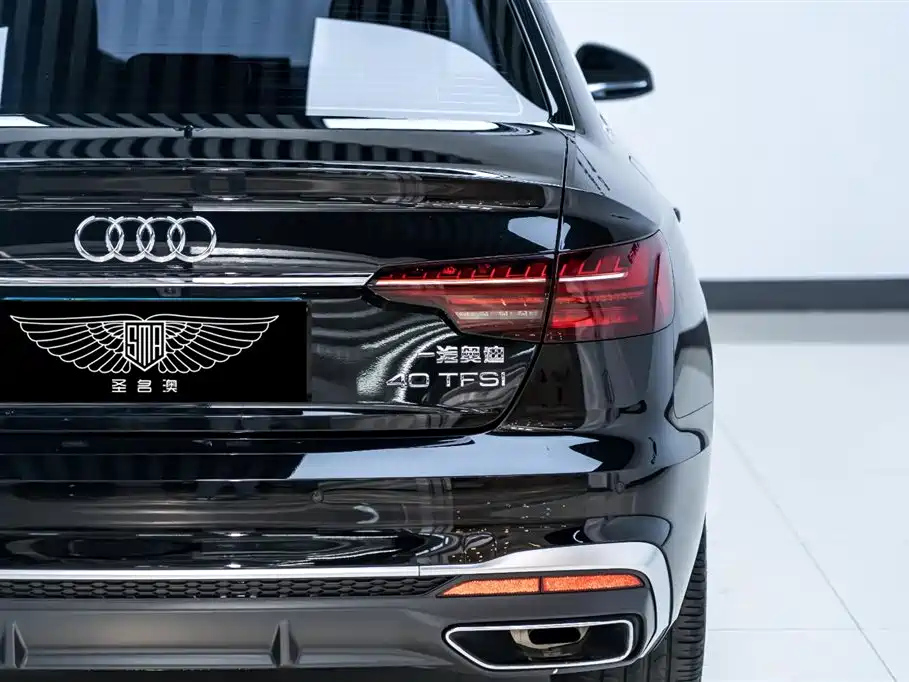 AUDI A4L 2021
