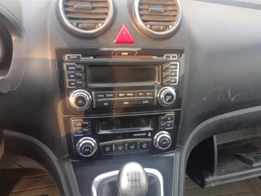 HAVAL H6 2015