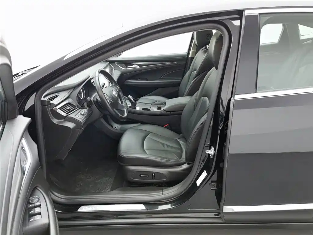 BUICK LACROSSE 2021