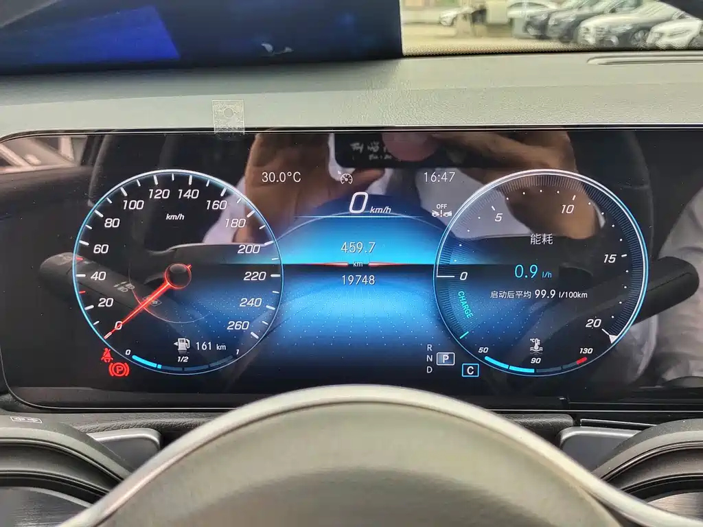 MERCEDES BENZ GLB 2022