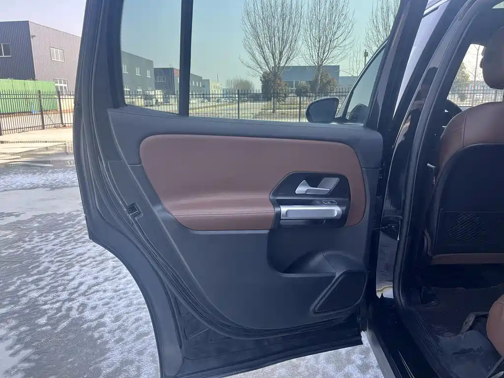 MERCEDES BENZ GLB 2022