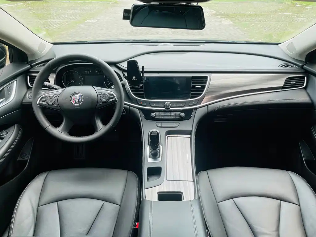 BUICK LACROSSE 2021