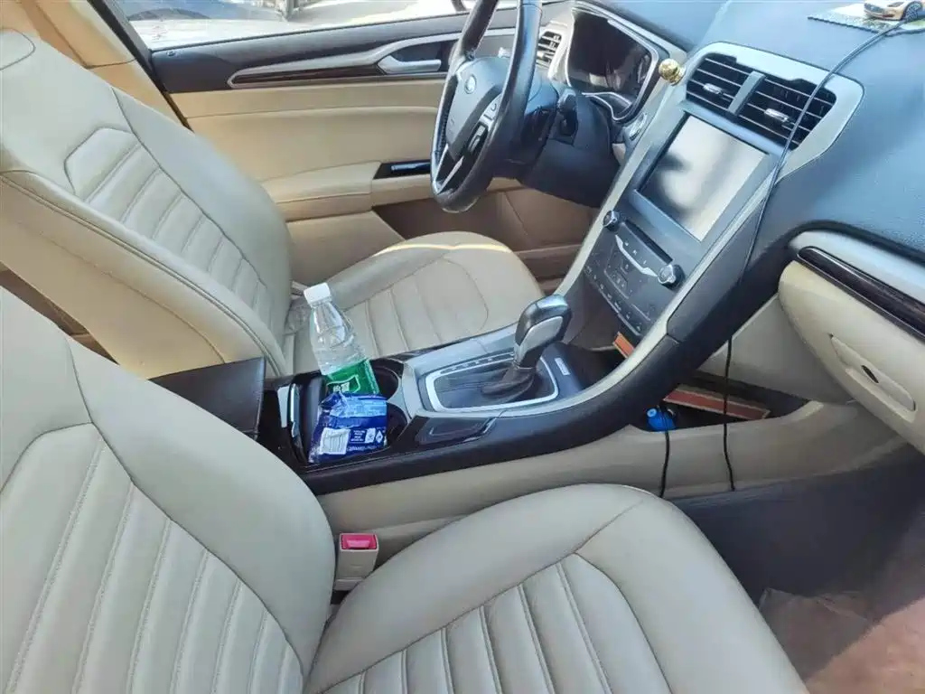 FORD MONDEO 2014