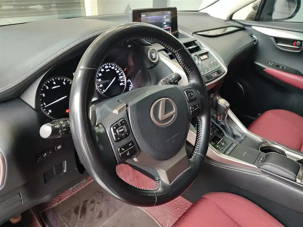 LEXUS NX 2019