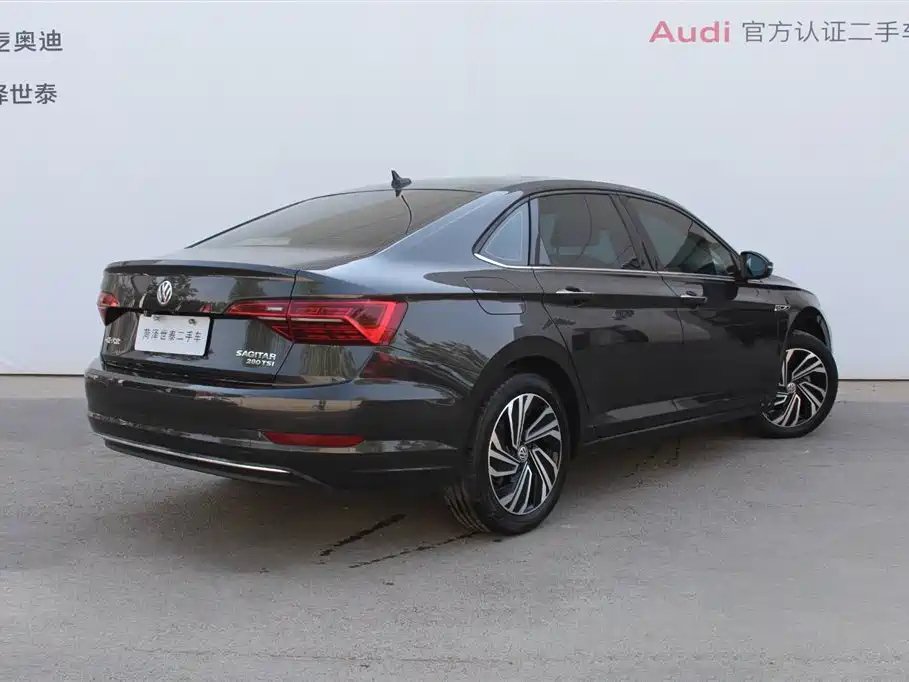 VOLKSWAGEN SAGITAR 2021