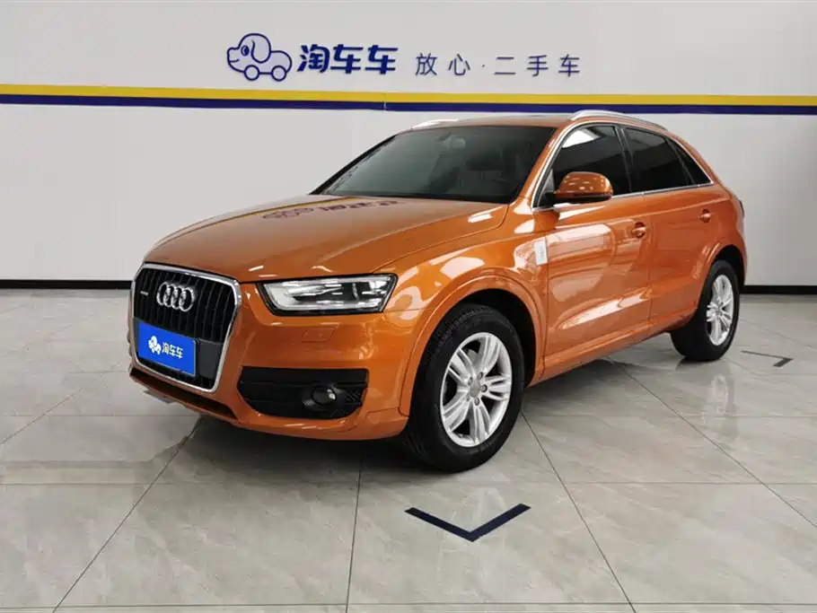 AUDI Q3 2015