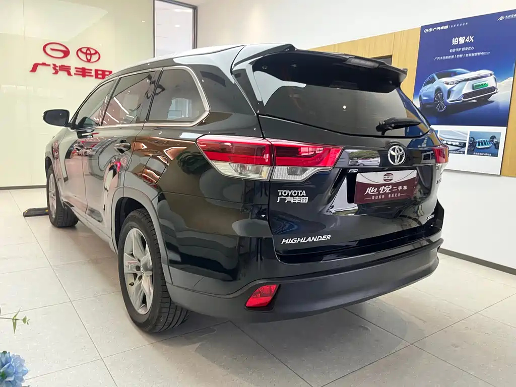 TOYOTA HIGHLANDER 2018