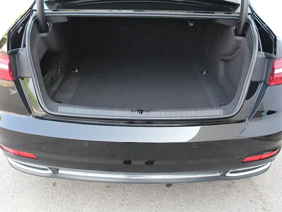 AUDI A6L 2021