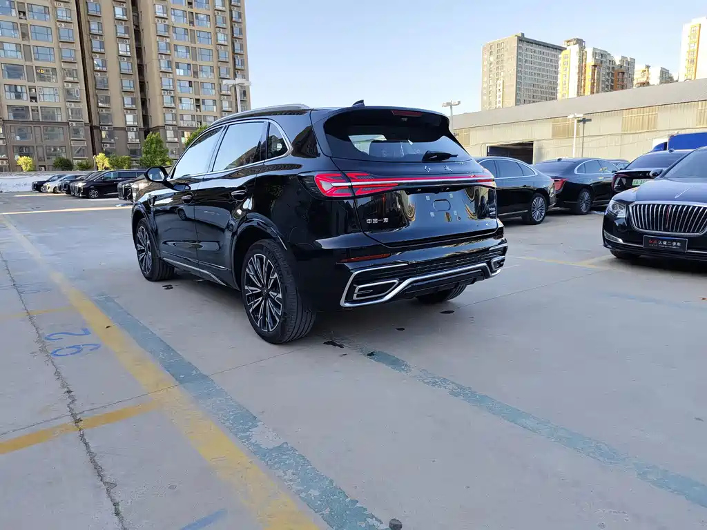 HONGQI HS5 2024