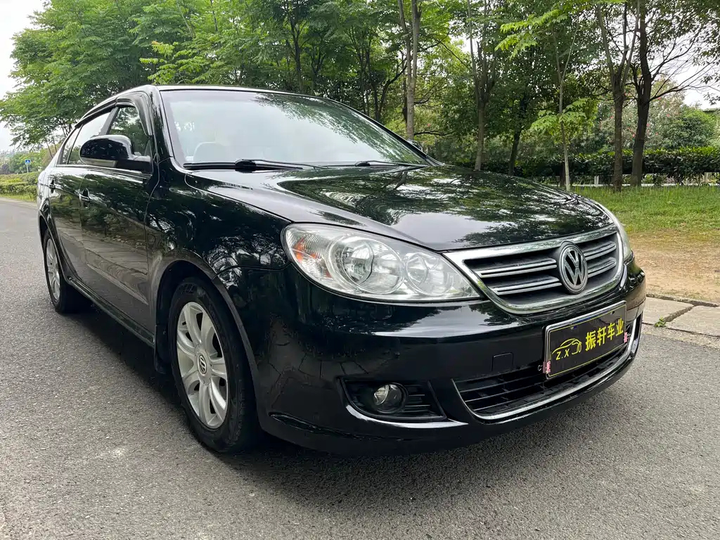 VOLKSWAGEN LAVIDA 2010