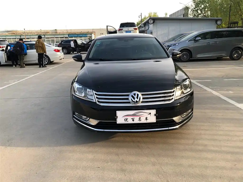 VOLKSWAGEN MAGOTAN 2016