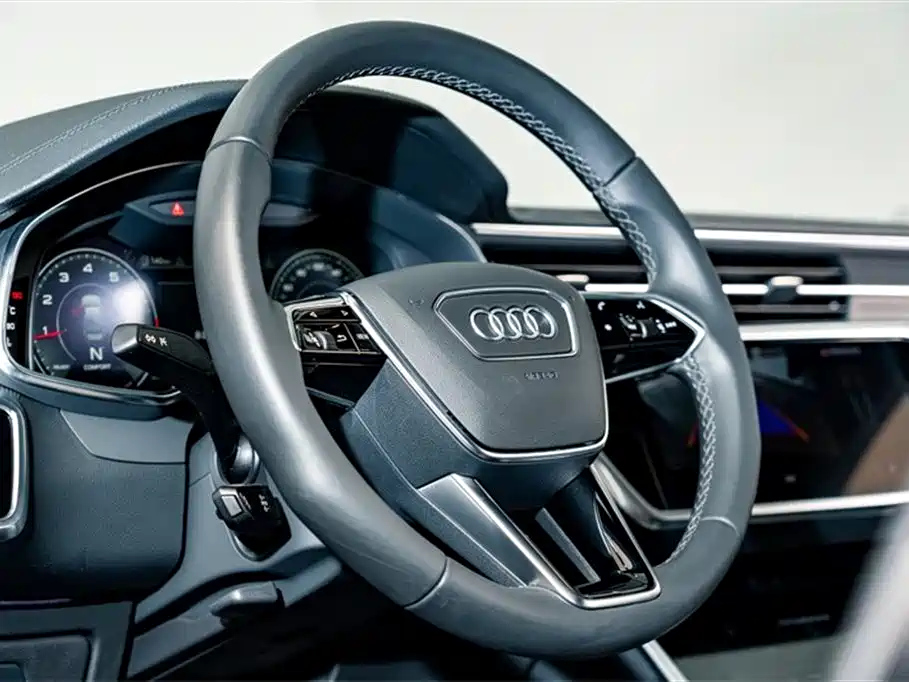 AUDI A6L 2022