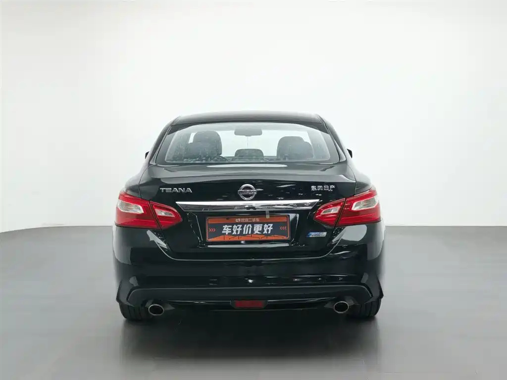 NISSAN TEANA 2018