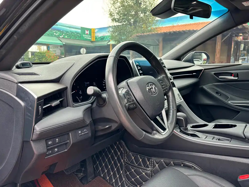 TOYOTA AVALON 2021