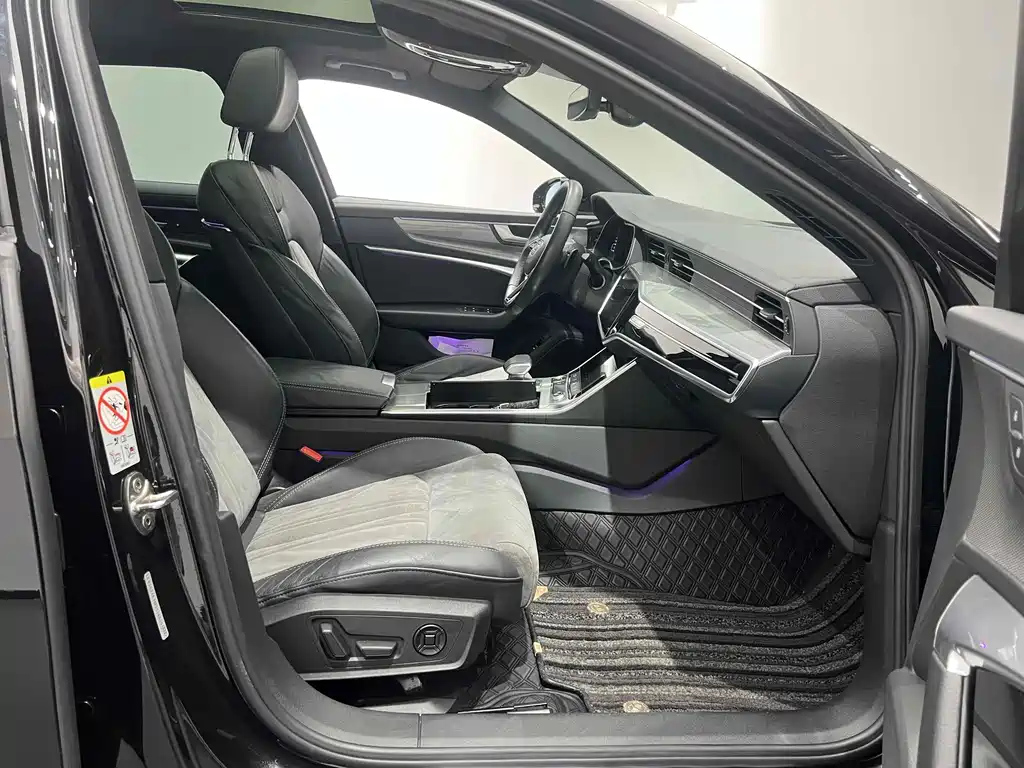 AUDI A6L 2021