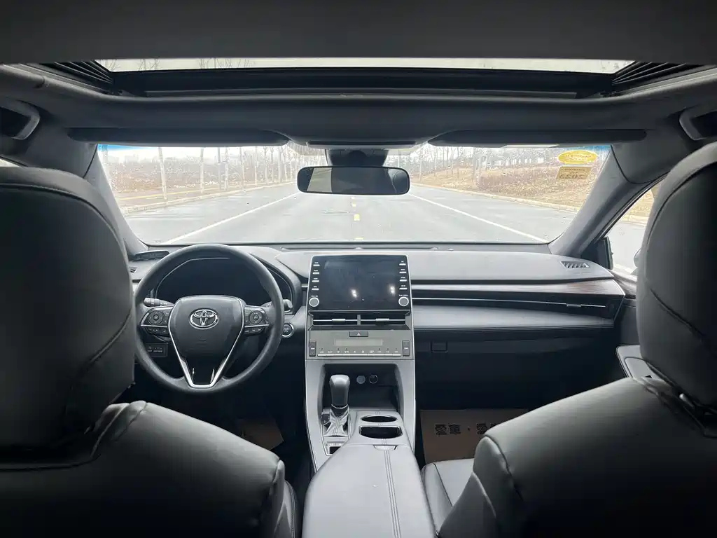 TOYOTA AVALON 2021