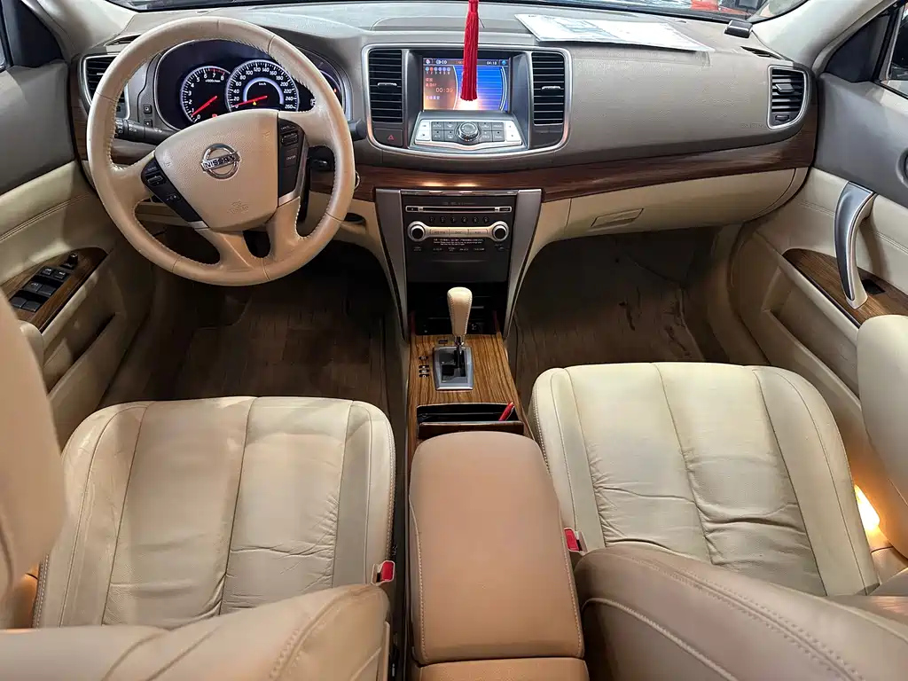 NISSAN TEANA 2012