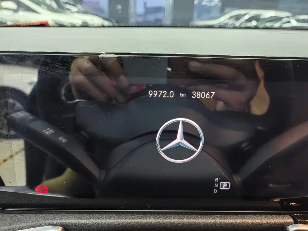 MERCEDES BENZ GLB 2021