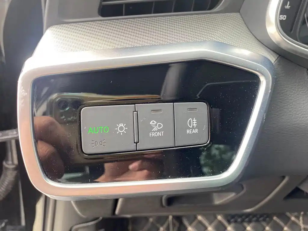 AUDI A6L 2021