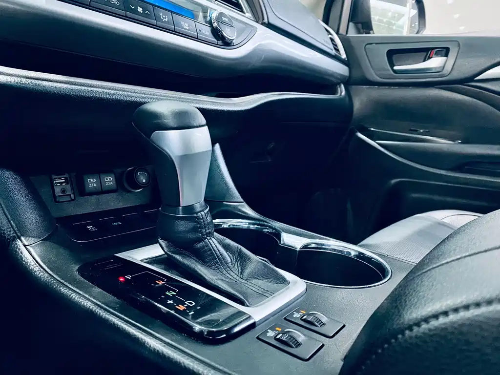 TOYOTA HIGHLANDER 2018