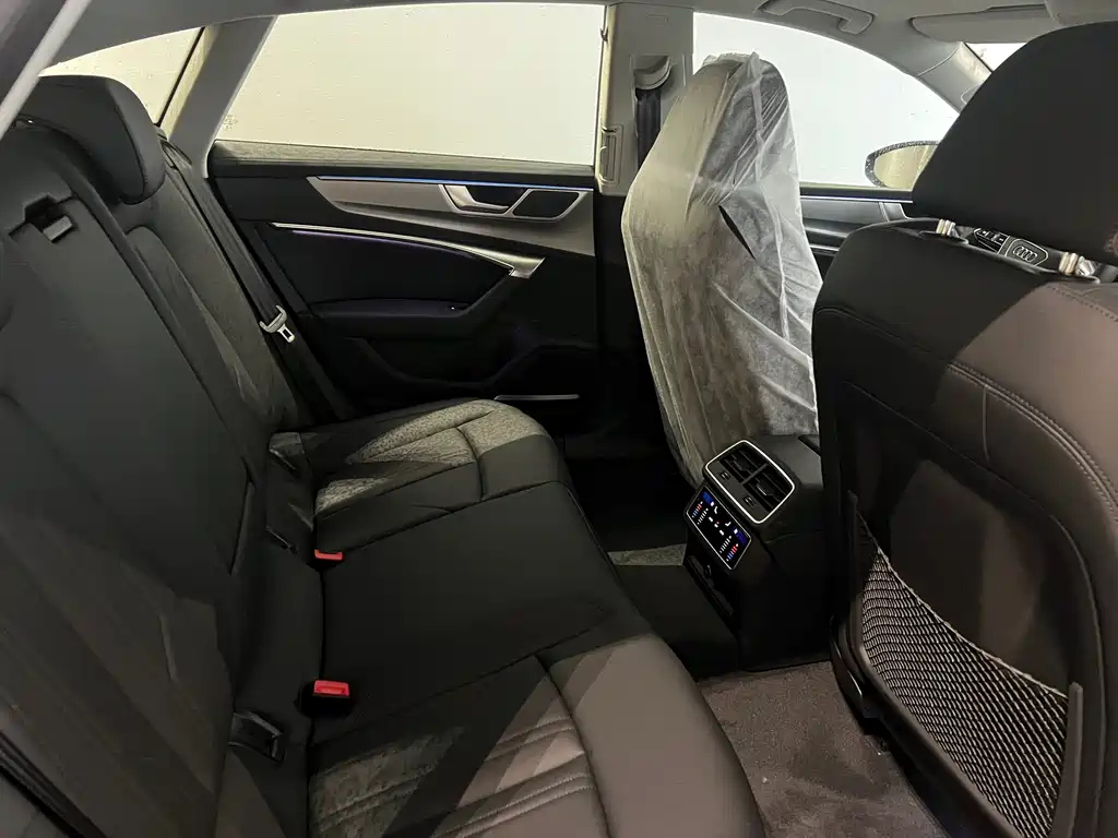 AUDI A7 2024
