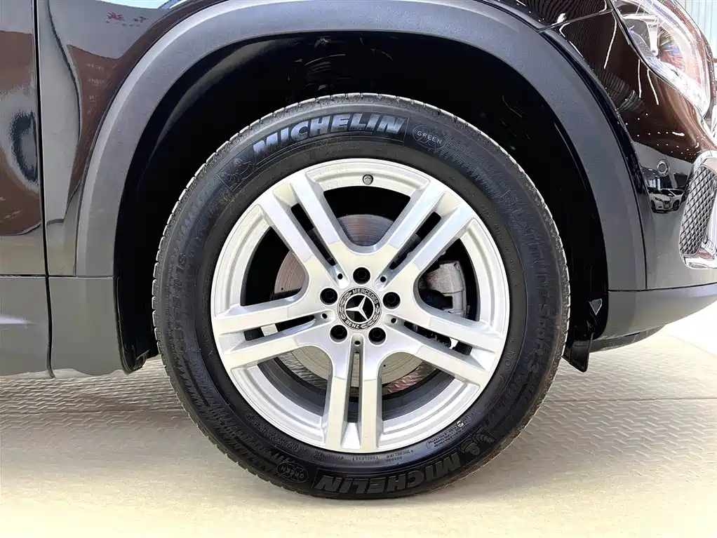 MERCEDES BENZ GLB 2022
