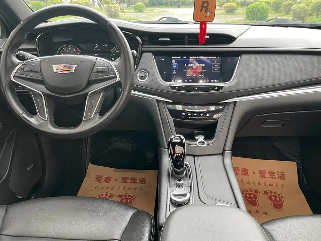 CADILLAC XT5 2021