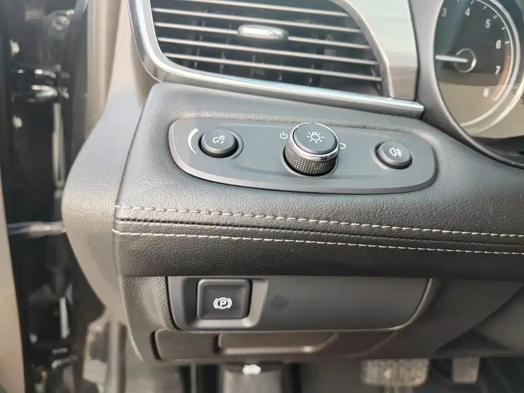 BUICK LACROSSE 2020