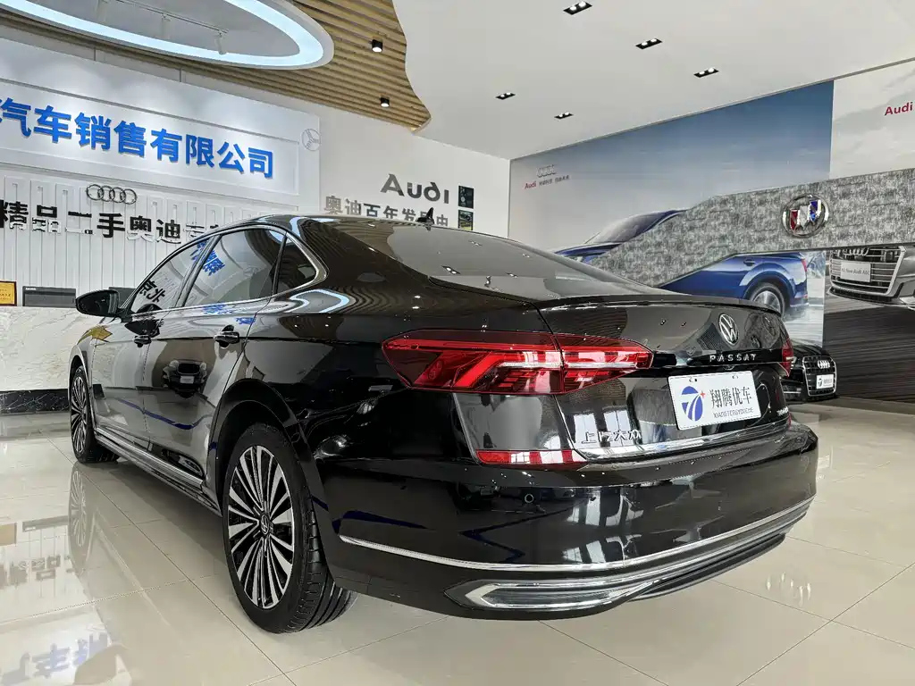 VOLKSWAGEN PASSAT 2021