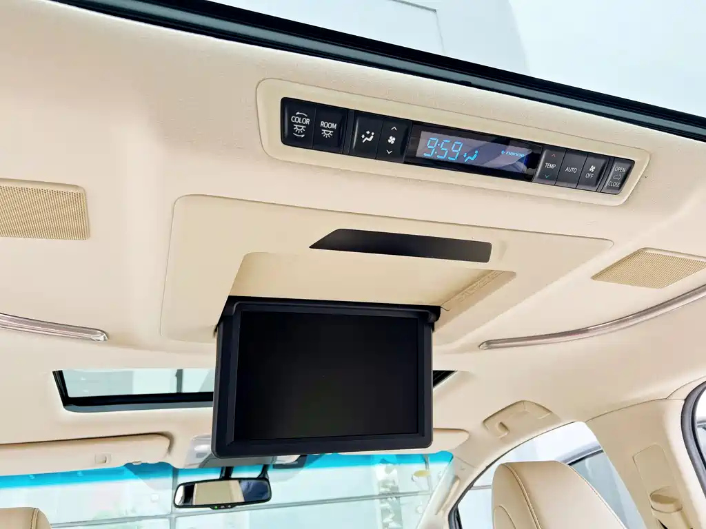 TOYOTA ALPHARD 2019