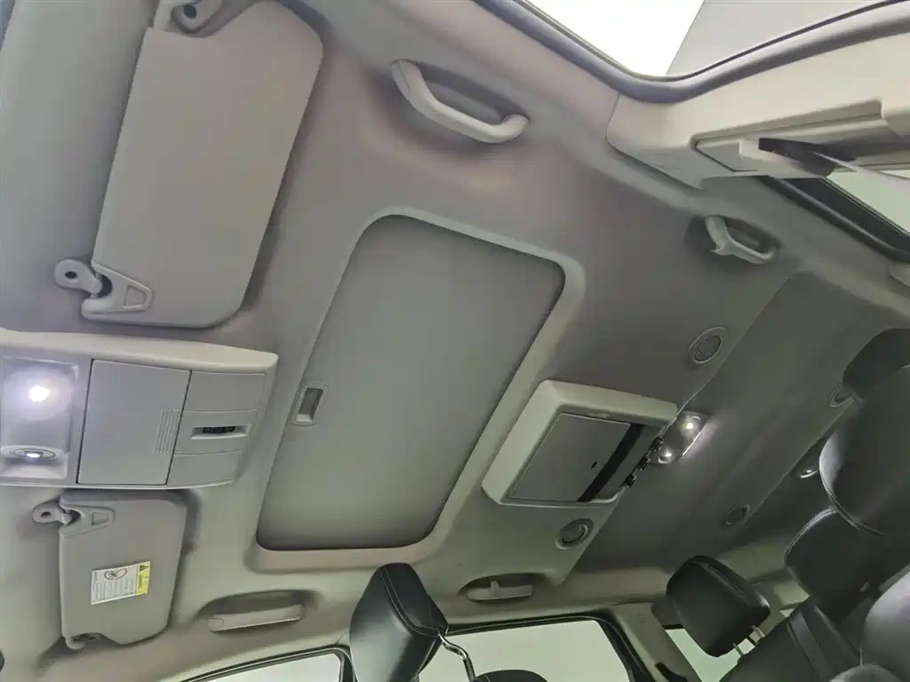 DODGE JCUV 2015