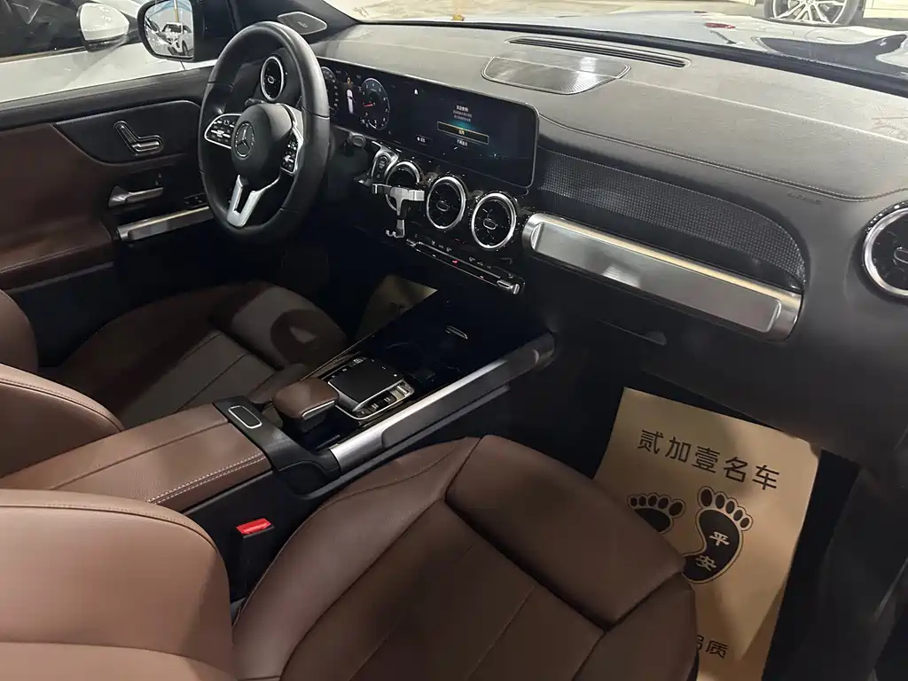 MERCEDES BENZ GLB 2020