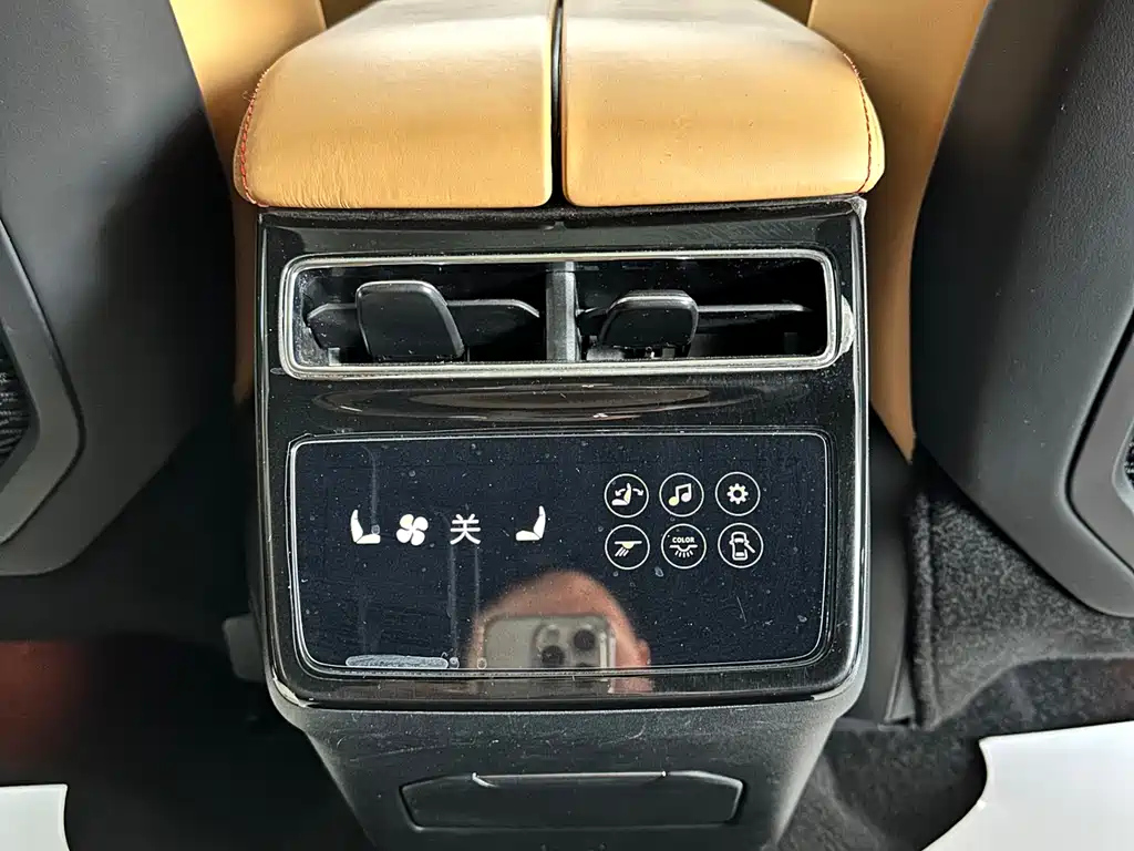 ZEEKR 001 2022