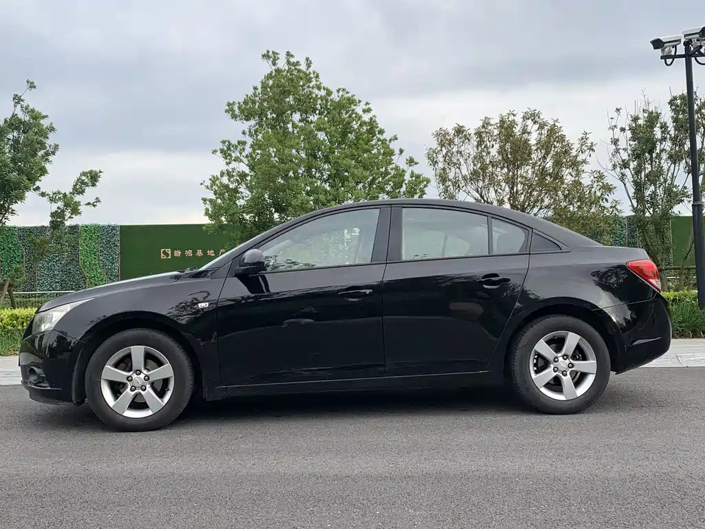 CHEVROLET CRUZE 2012