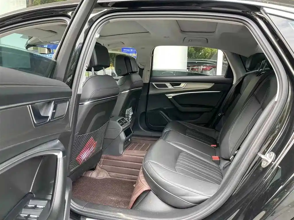 AUDI A6L 2023