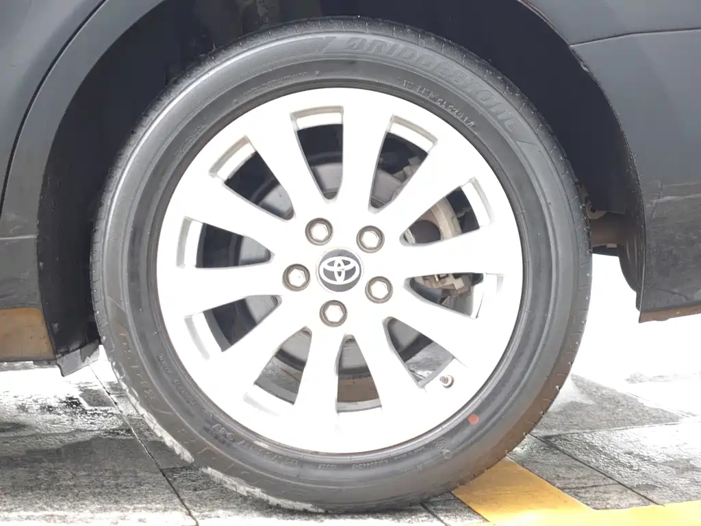 TOYOTA CAMRY 2018