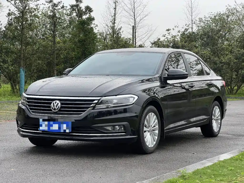 VOLKSWAGEN LAVIDA 2021