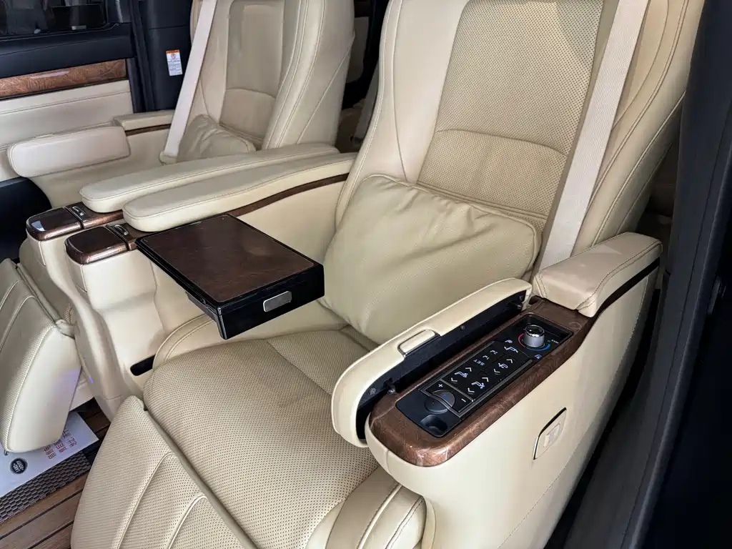 TOYOTA ALPHARD 2018