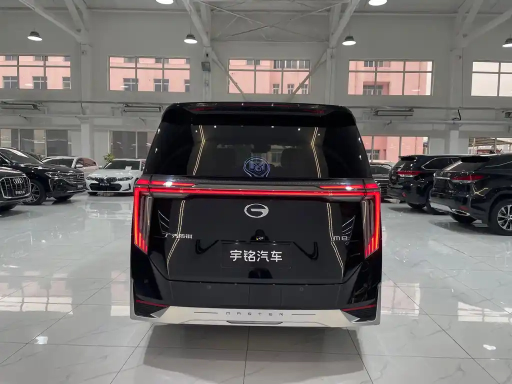TRUMPCHI M8 2024