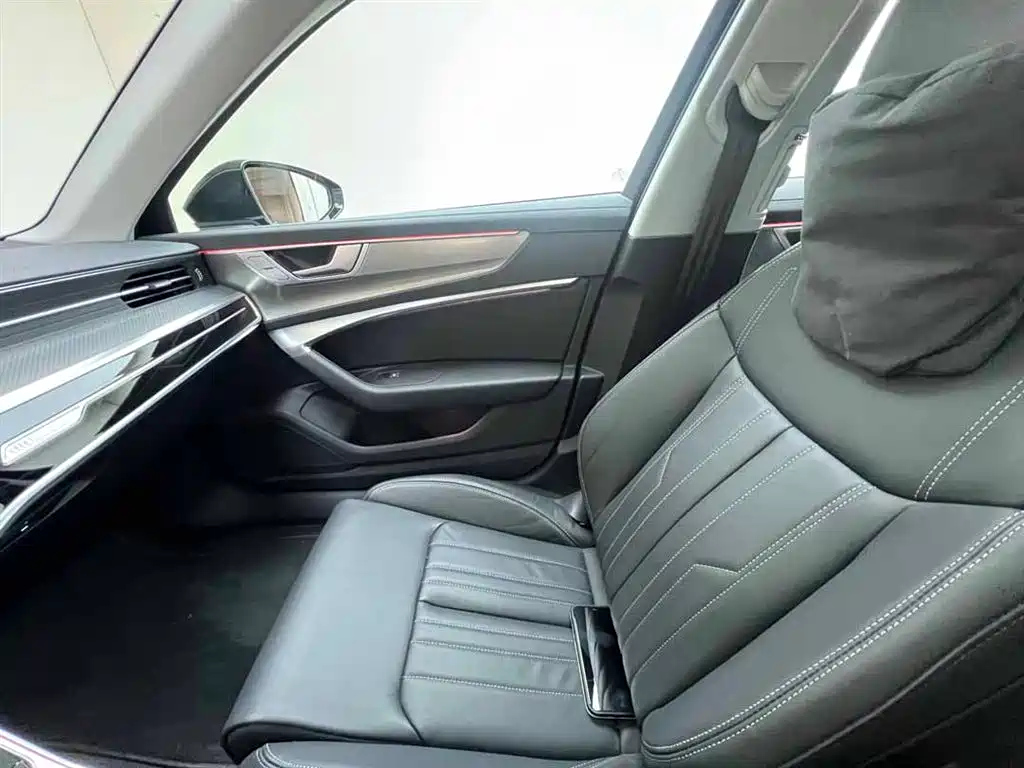 AUDI A6L 2023