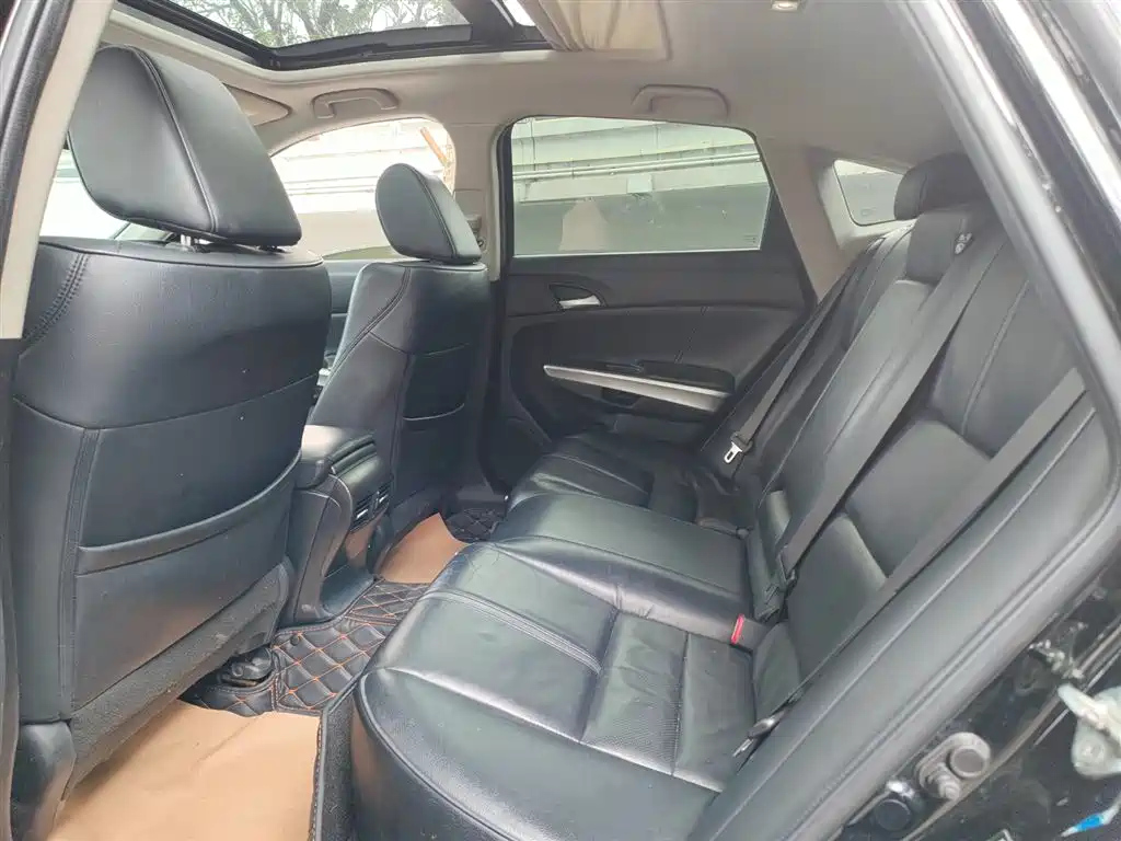 HONDA CROSSTOUR 2015