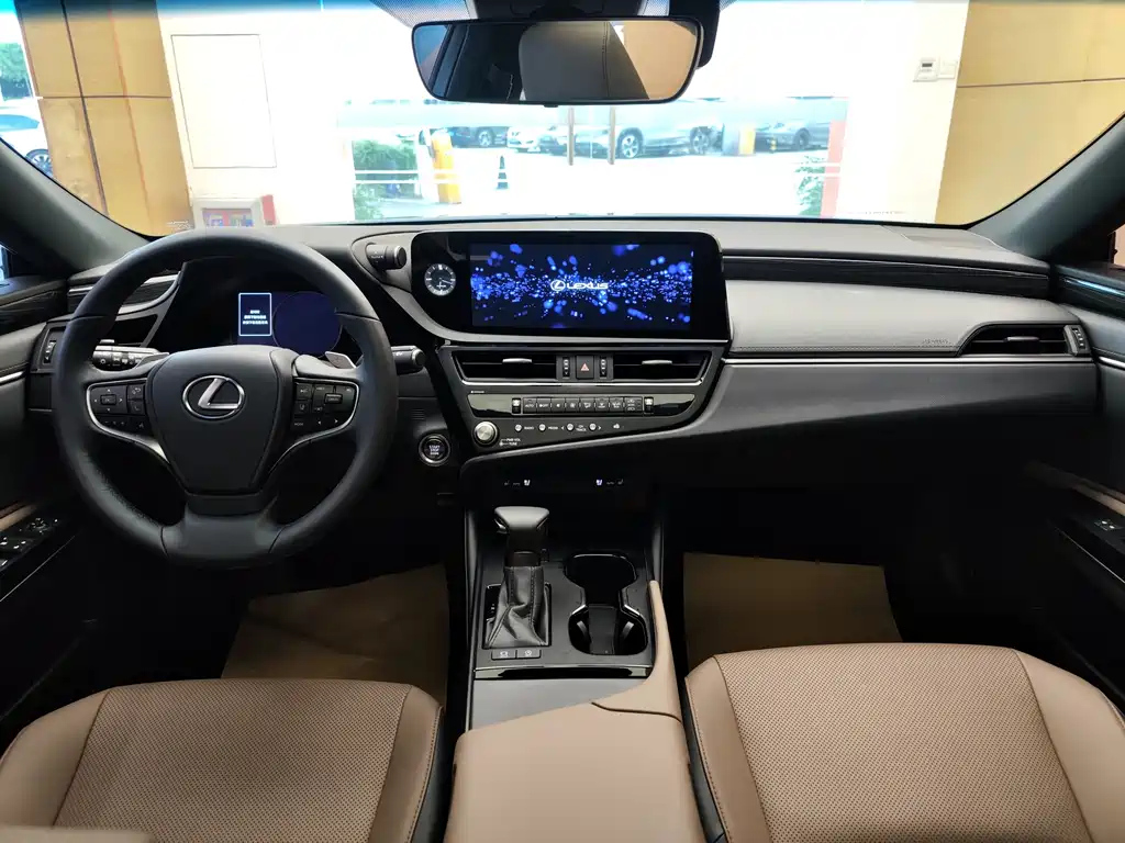 LEXUS ES 2023